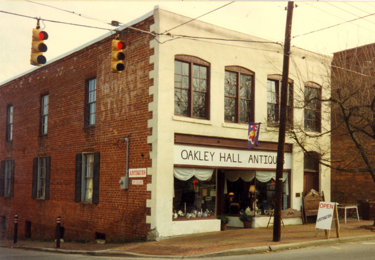 original Oakley Hall.jpg